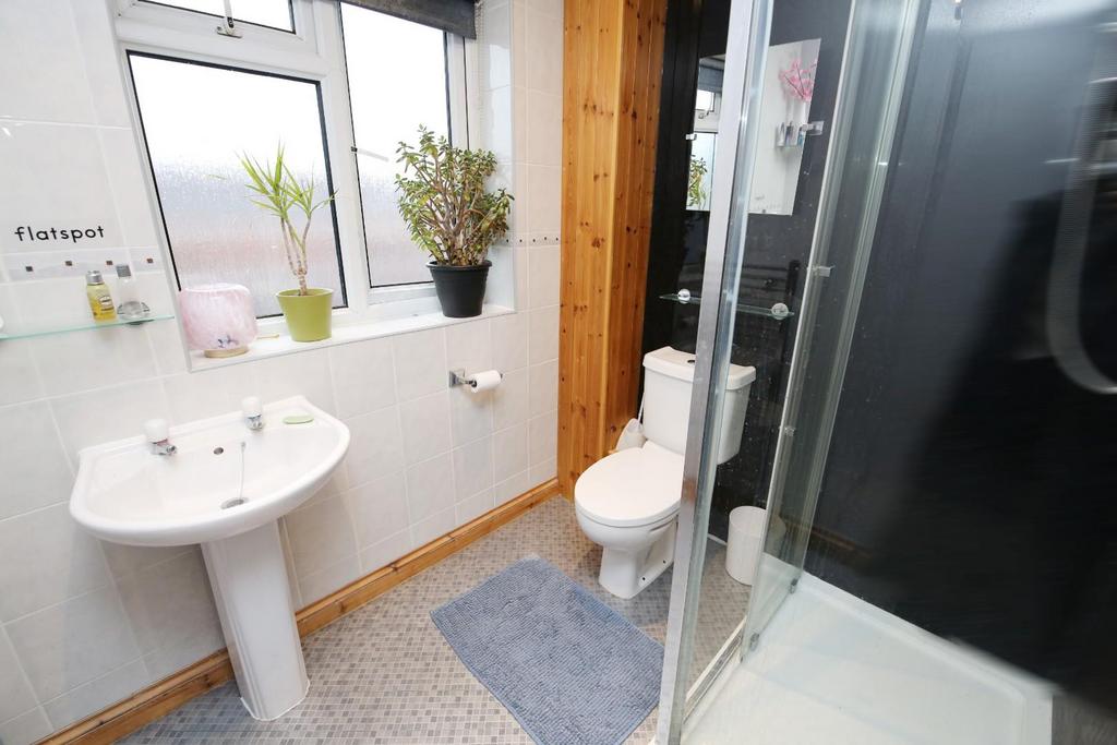 Ensuite Shower Room