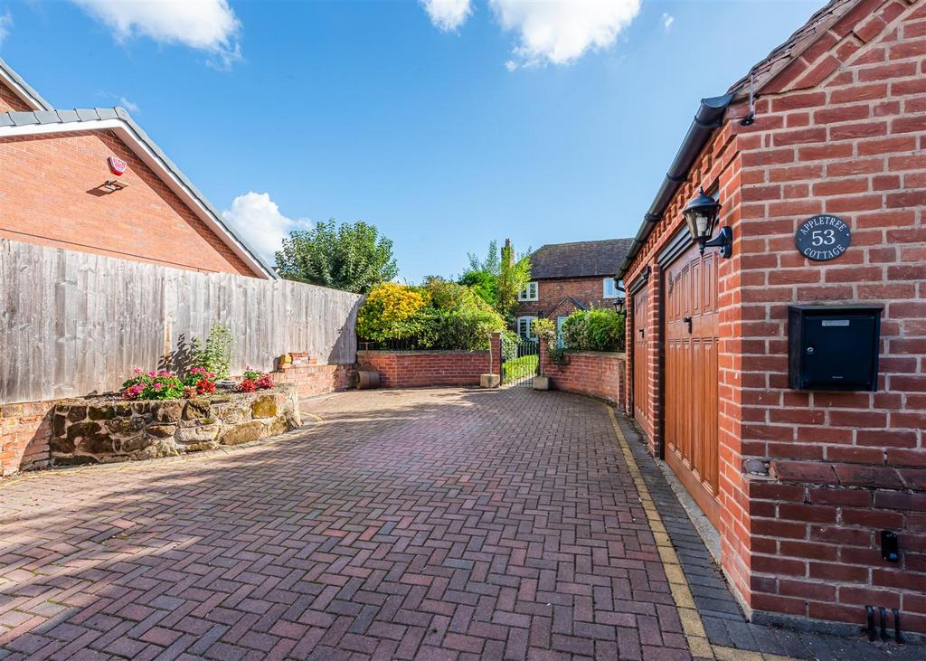 Apple Tree Cottage-03.jpg