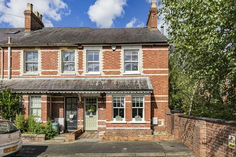 4 bedroom end of terrace house for sale, Grange Road, Henley-on-Thames RG9