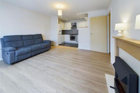 undefined, Pool Close, West Molesey
