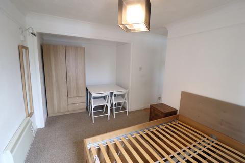 1 bedroom apartment for sale, Holgate, Basildon, Essex, SS13