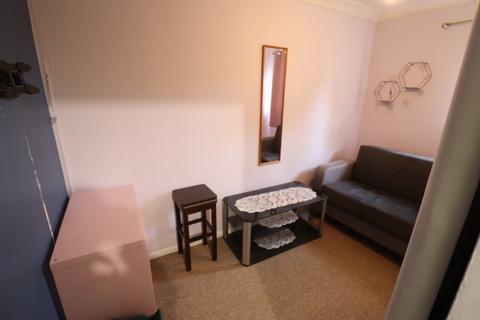 1 bedroom apartment for sale, Holgate, Basildon, Essex, SS13