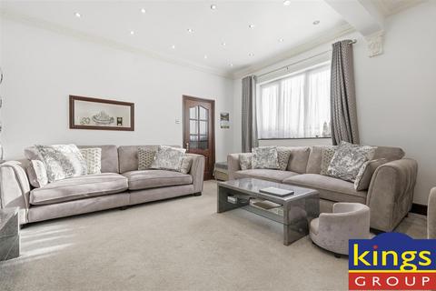 3 bedroom maisonette for sale, Leopold Road, Walthamstow