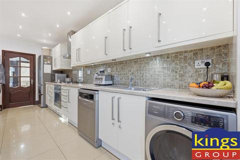 3 bedroom maisonette for sale, Leopold Road, Walthamstow