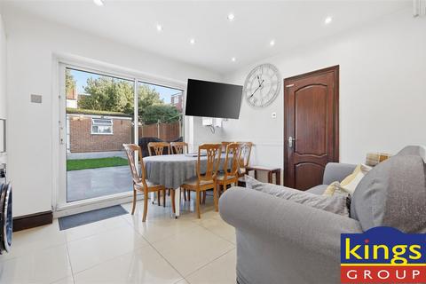 3 bedroom maisonette for sale, Leopold Road, Walthamstow