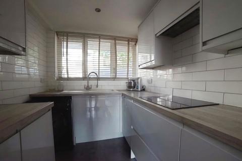 1 bedroom apartment for sale, Flintmill Crescent, London, SE3 8LY