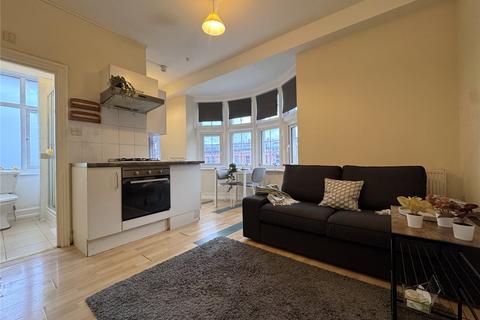 1 bedroom apartment to rent, Edward Close, Cricklewood, London, NW2