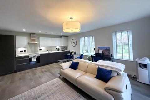2 bedroom apartment to rent, Chertsey, Surrey, KT16