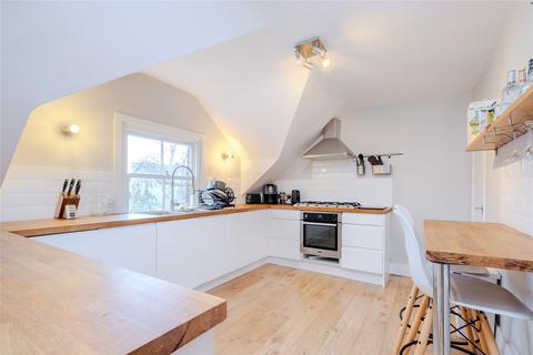 2 bedroom apartment for sale, Pinfold Road, Lambeth SW16