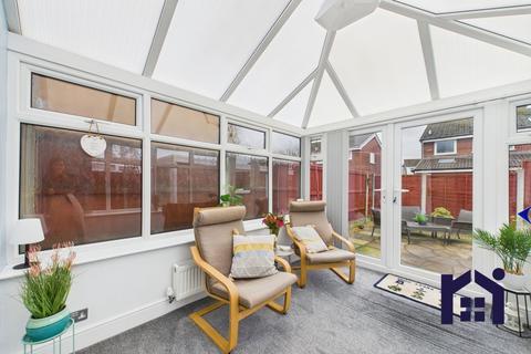 3 bedroom semi-detached house for sale, Hugh Lane, Leyland, PR26 6PE