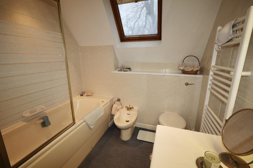 Family bathroom
