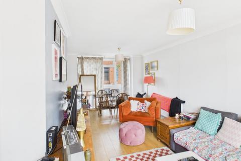 2 bedroom flat for sale, Dobson Close, Swiss Cottage