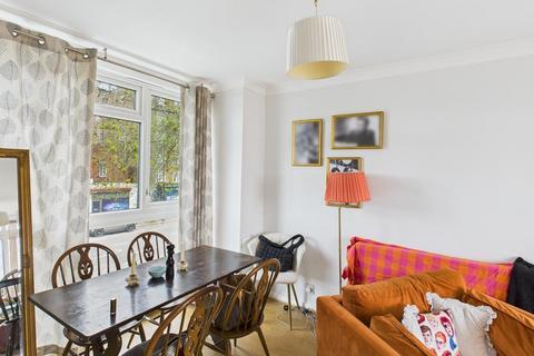 2 bedroom flat for sale, Dobson Close, Swiss Cottage