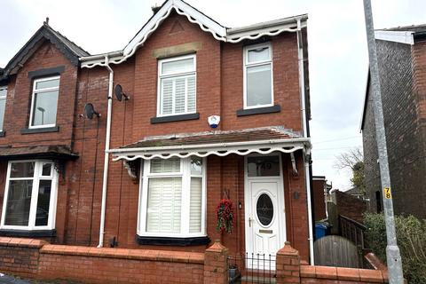 2 bedroom semi-detached house for sale, Rochdale Road, Royton, Oldham, OL2 5UW
