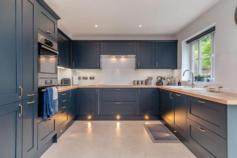 4 bedroom detached house to rent, Coughton Brook Close, Pontshill, Ross-on-Wye