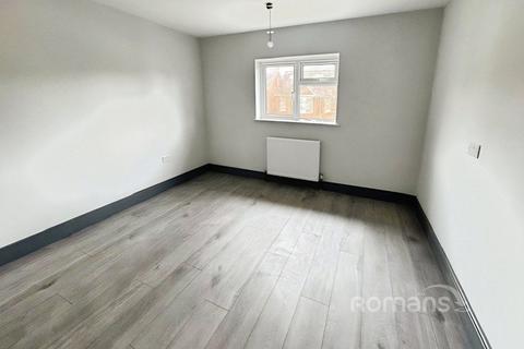 1 bedroom in a house share to rent, Ayleswade Road, Salisbury, Wiltshire, SP2