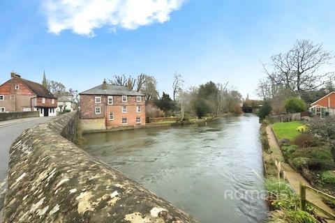 1 bedroom in a house share to rent, Ayleswade Road, Salisbury, Wiltshire, SP2