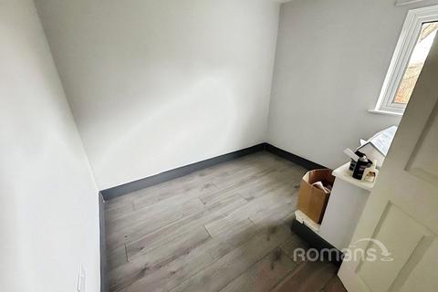 1 bedroom in a house share to rent, Ayleswade Road, Salisbury, Wiltshire, SP2
