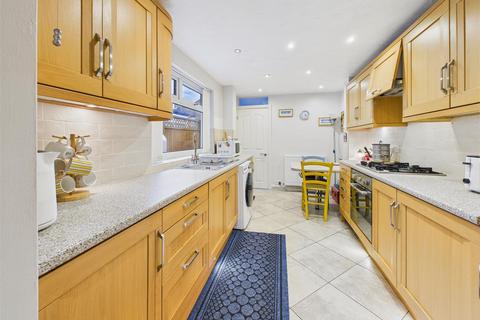 3 bedroom terraced house for sale, Westbourne Grove, Hessle