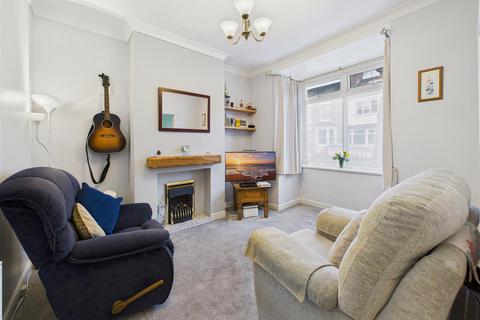 3 bedroom terraced house for sale, Westbourne Grove, Hessle