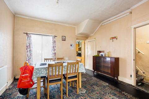 3 bedroom end of terrace house for sale, Ruckholt Road, London, E10
