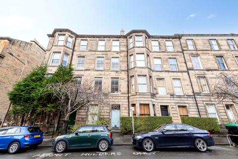 5 bedroom flat to rent, Lutton Place, Edinburgh EH8