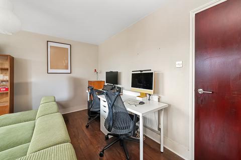 1 bedroom flat to rent, Charlton Church Lane, SE7