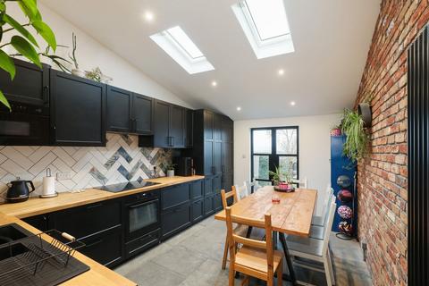 3 bedroom cottage for sale, Parkfield Rank, Bristol BS16
