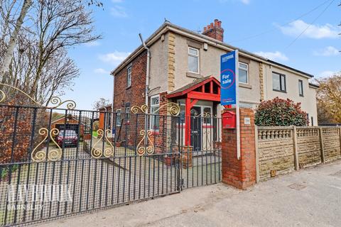 3 bedroom semi-detached house for sale, Burton Road, Monk Bretton
