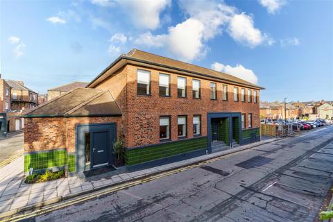 2 bedroom apartment to rent, Brandling Park Mews, Jesmond, NE2