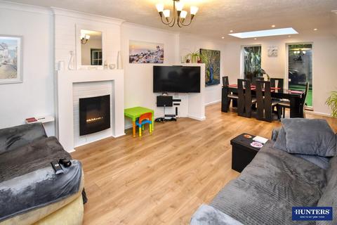 3 bedroom end of terrace house for sale, Lansdowne Road, Leicester