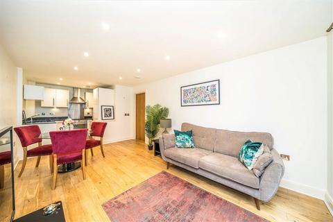 2 bedroom flat to rent, Spa Road, London SE16