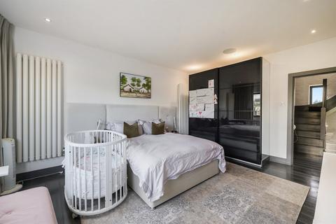 undefined, Ashley Lane, Hendon NW4
