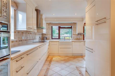 4 bedroom detached house for sale, Bayliss Road, Berkshire RG10