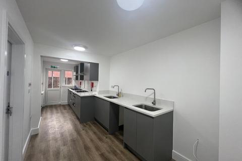 undefined, North Hyde Road, Hayes UB3