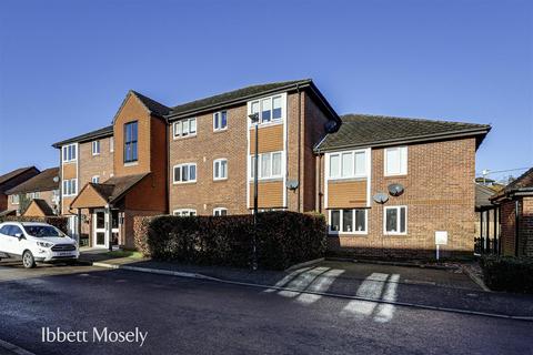 undefined, Atterbury Close, Westerham TN16