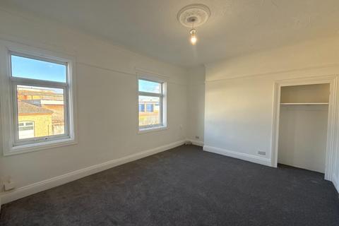 3 bedroom terraced house to rent, Durham Road, Stockton-On-Tees