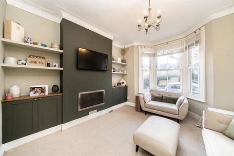 3 bedroom flat for sale, Humber Road, London SE3