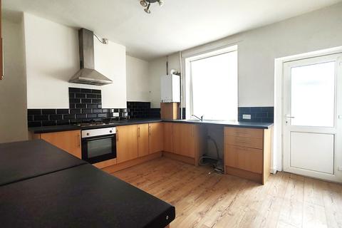2 bedroom terraced house to rent, Ingham Street, Padiham, BB12