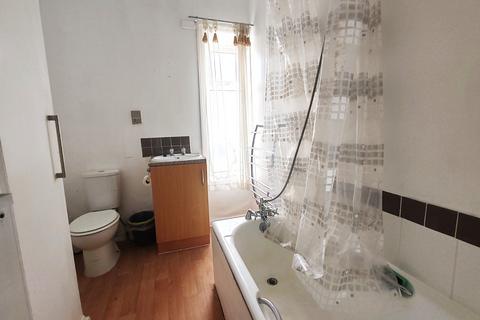 2 bedroom terraced house to rent, Ingham Street, Padiham, BB12