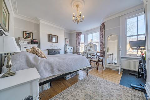 4 bedroom terraced house for sale, Chevening Road, London