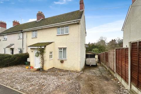 First Avenue, Dursley