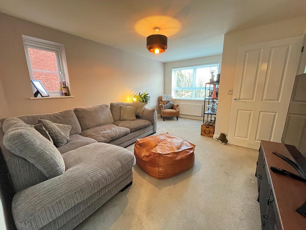 Lounge 1