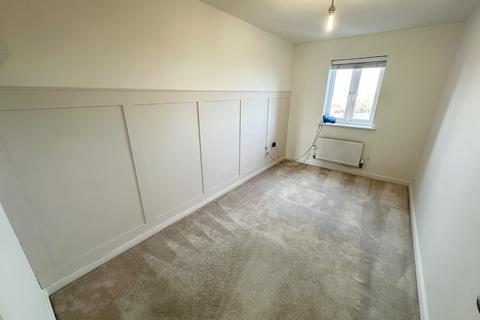 undefined, Stokers Close, Dunstable, Bedfordshire, LU5 4EY