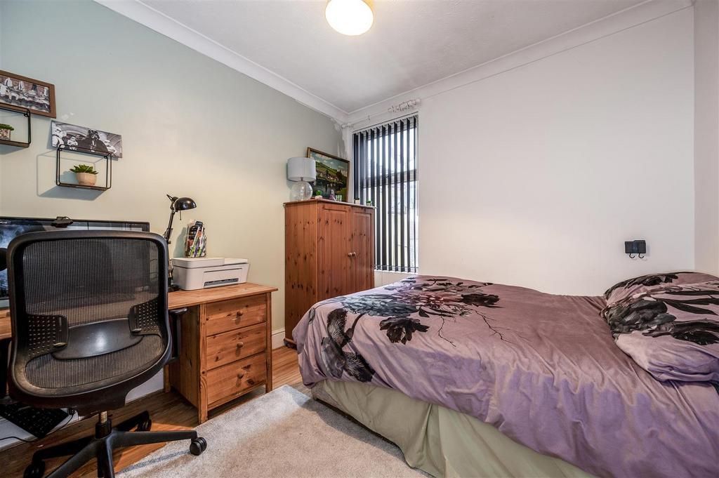 Bedroom 2.jpg