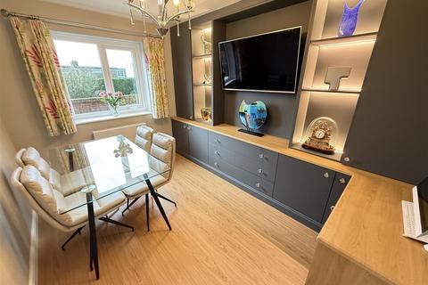 undefined, Mount Avenue, Heswall, Wirral