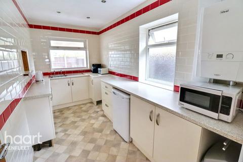 2 bedroom detached bungalow for sale, Loten Road, Benfleet
