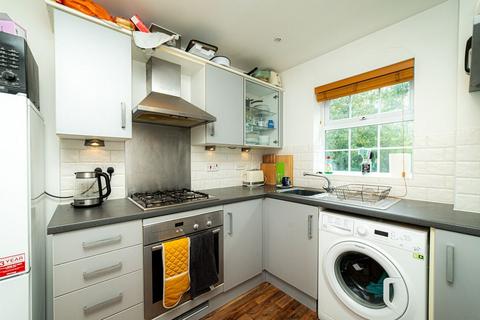 2 bedroom flat to rent, Scott Avenue, Canterbury, Kent, CT1