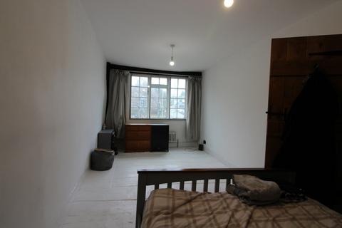3 bedroom maisonette for sale, Royston Road, Baldock, SG7