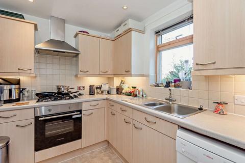 undefined, Ormond Avenue, Hampton, TW12
